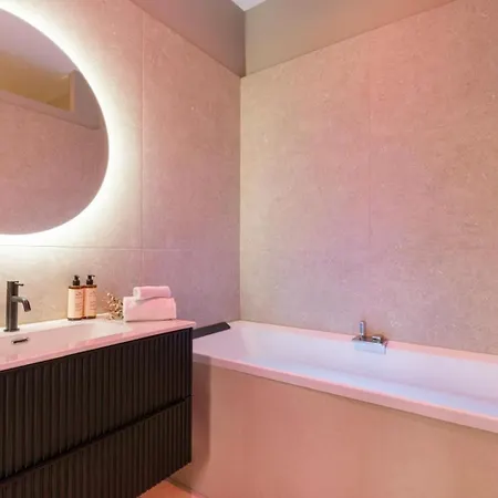 Host Velvy Apartment *